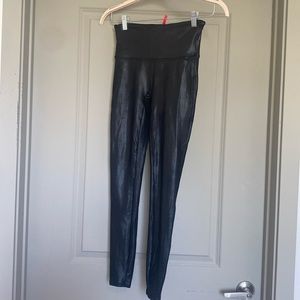 SPANX Faux Leather Leggings medium, black